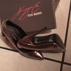 Steve Madden ( Keyshia Cole) KC Dare ( pewter)